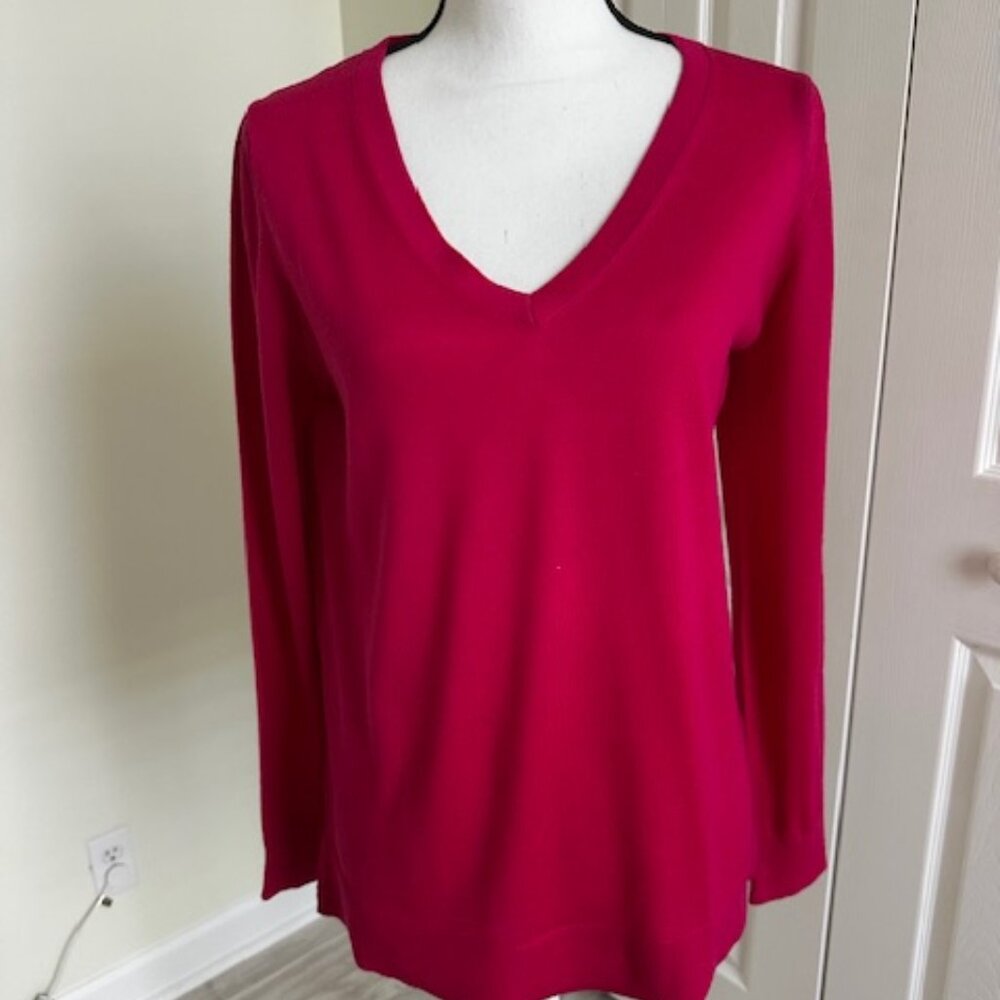 Banana Republic Fuchsia Merino Wool Sweater